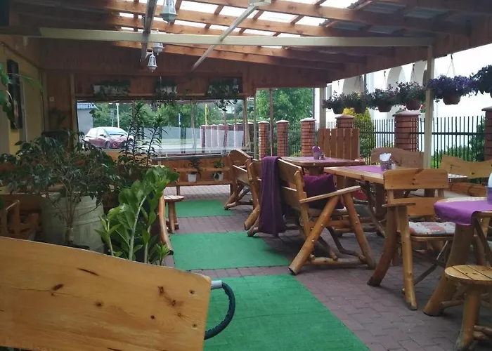 I Restauracja U Zdzicha Rowy (Pomerania)