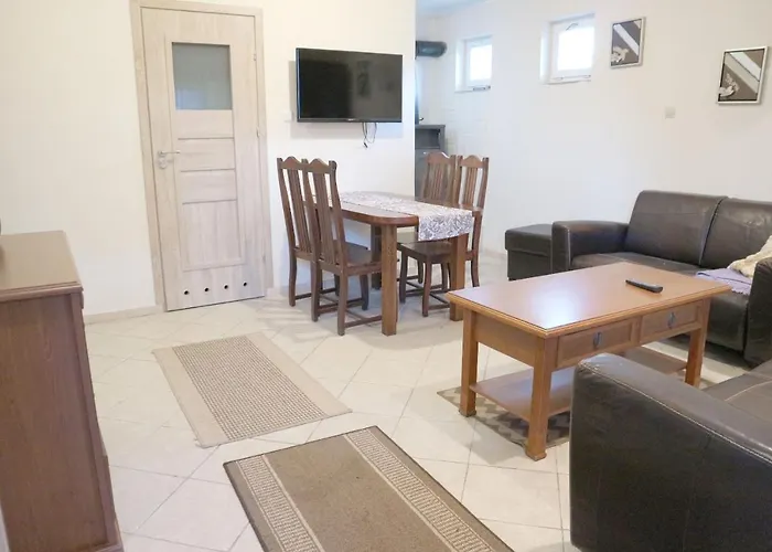 I Restauracja U Zdzicha Rowy (Pomerania)